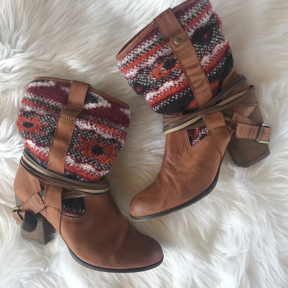 Steve Madden Shoes - Steve Madden “Tolteca” Wooly Western Cowboy Boots